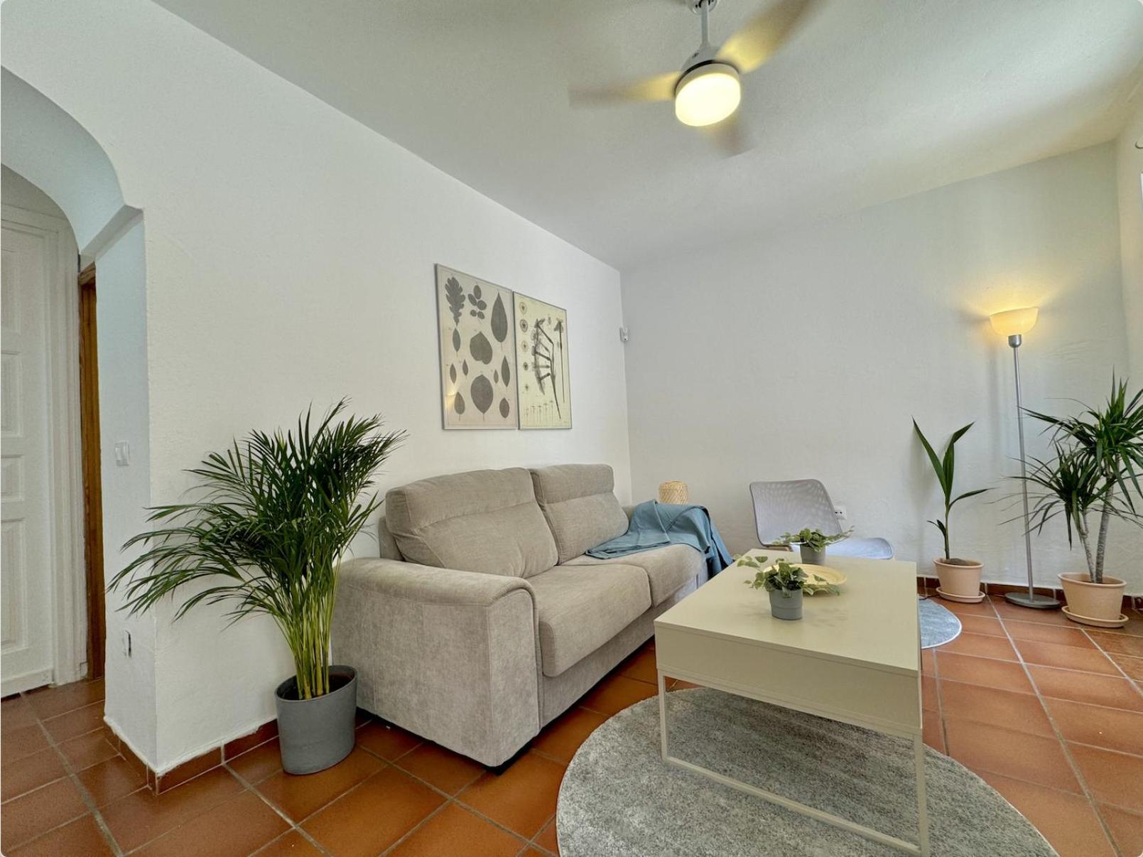 Casa Conde Apartment Malaga Exterior photo